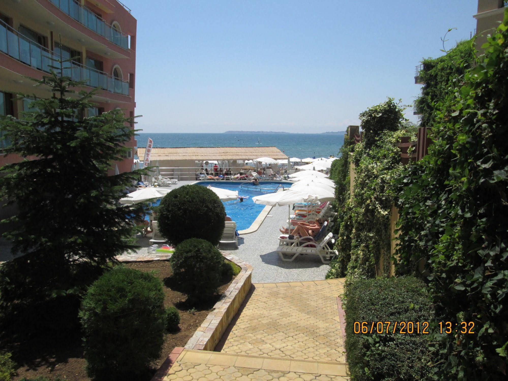 Sunny Bay Aparthotel Slantschew brjag Exterior foto