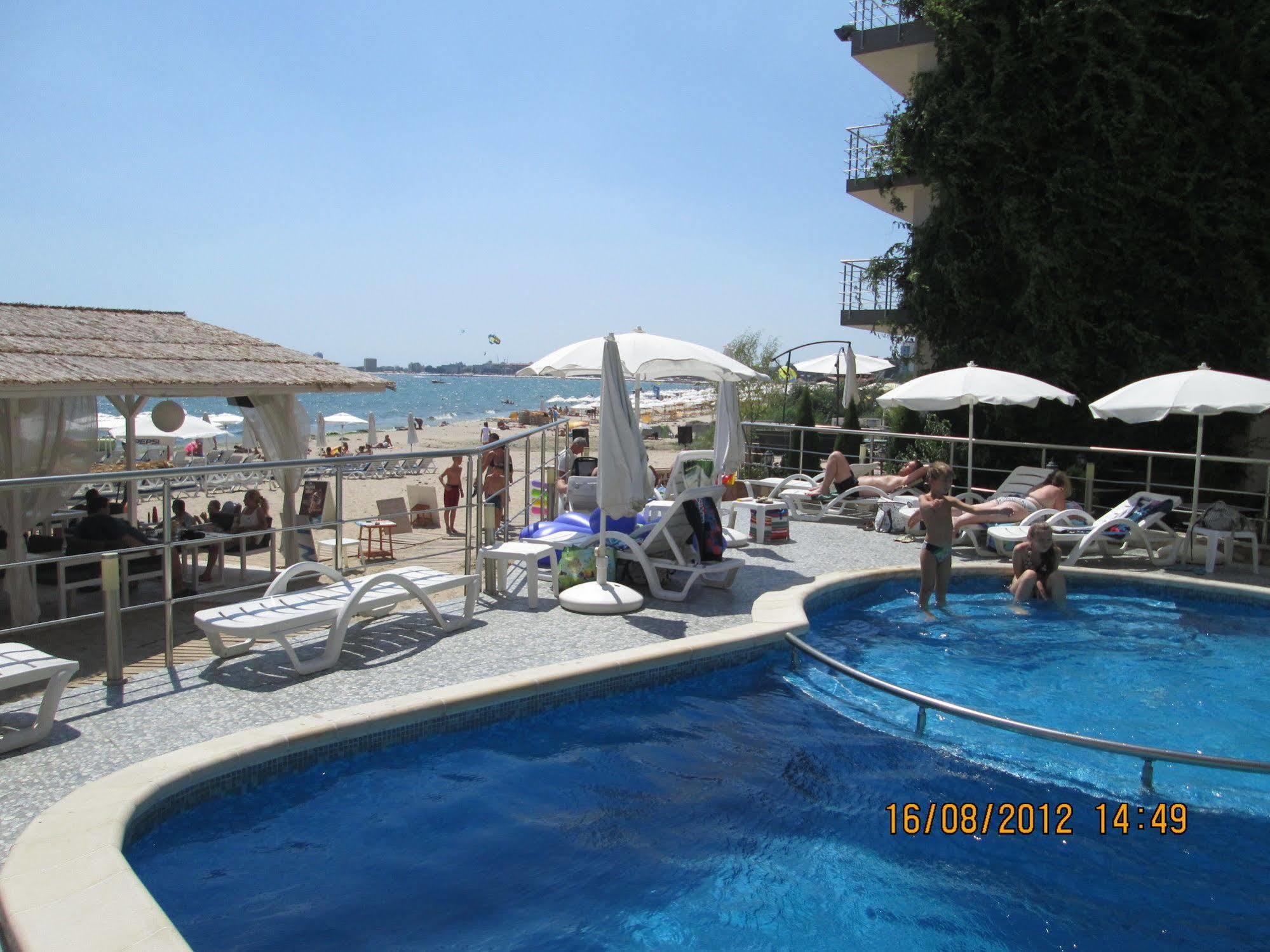 Sunny Bay Aparthotel Slantschew brjag Exterior foto