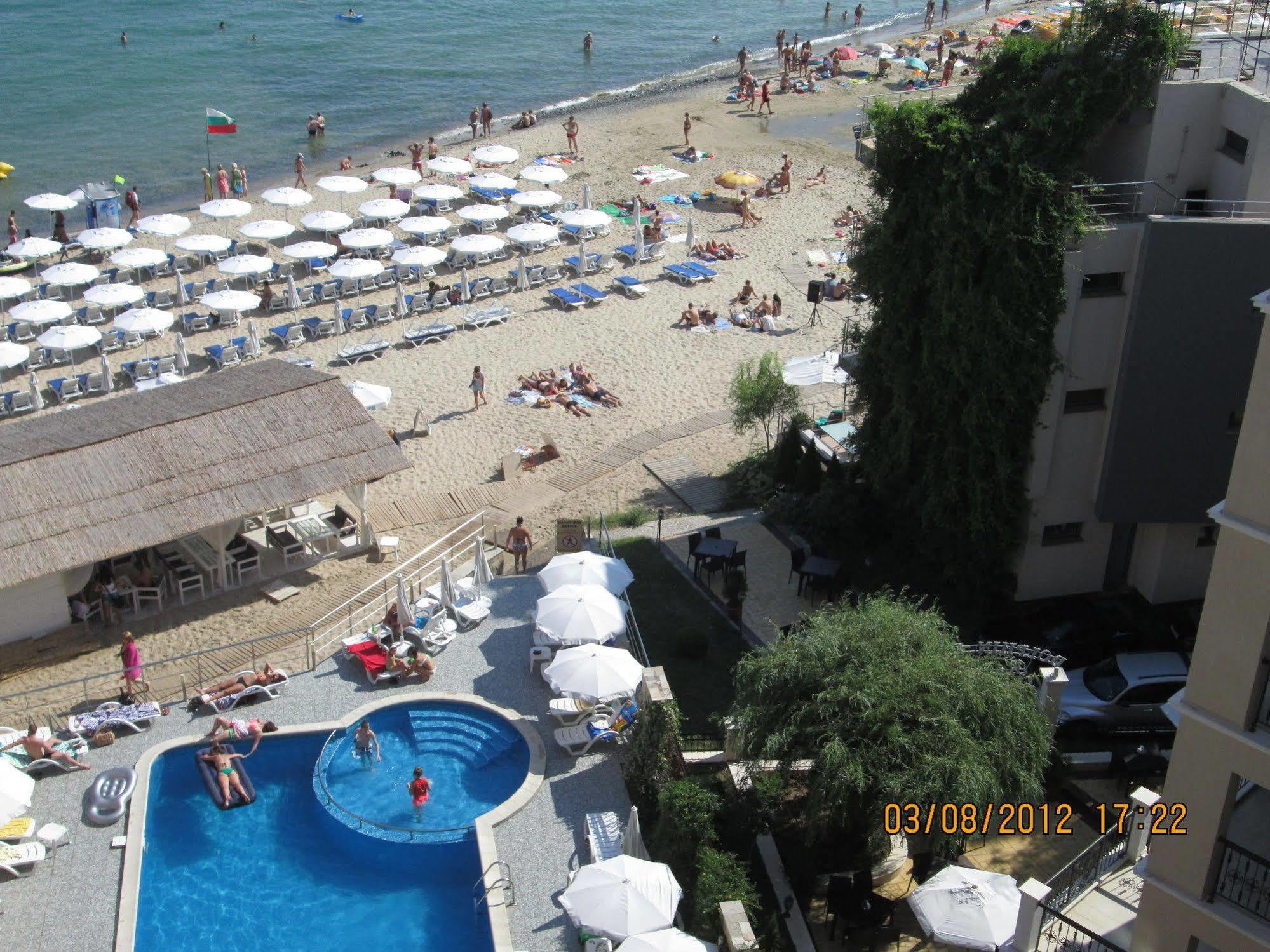 Sunny Bay Aparthotel Slantschew brjag Exterior foto