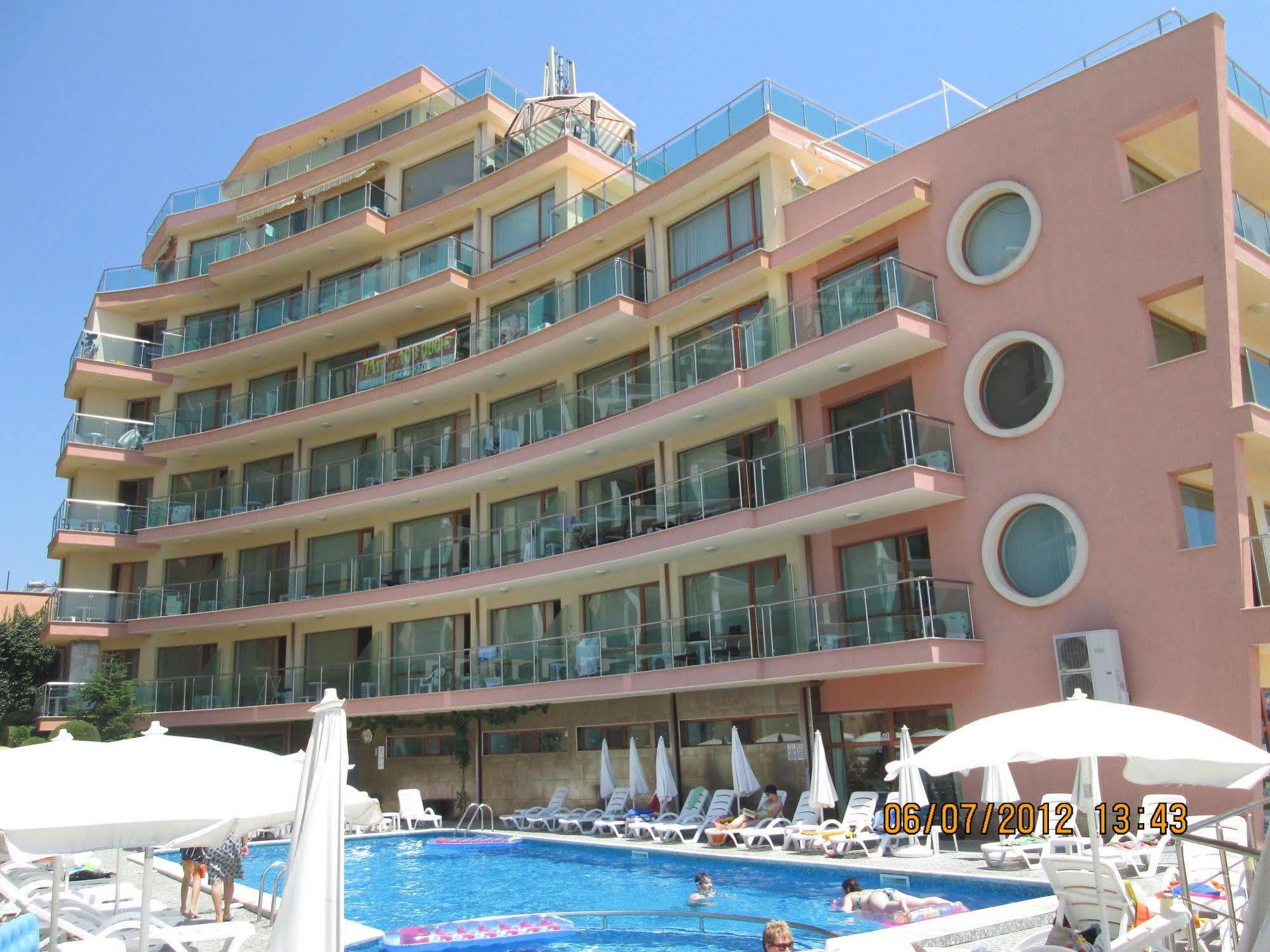 Sunny Bay Aparthotel Slantschew brjag Exterior foto