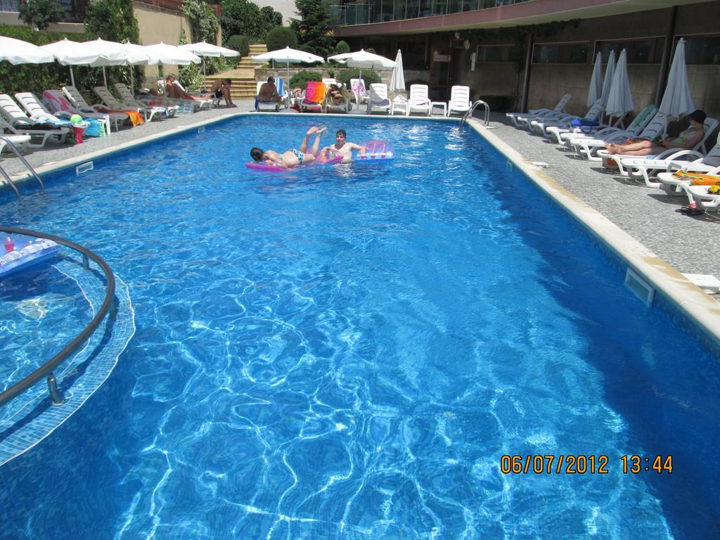 Sunny Bay Aparthotel Slantschew brjag Exterior foto