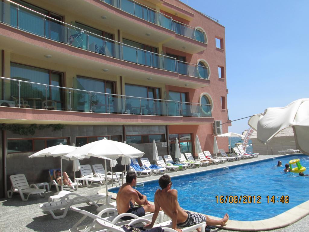 Sunny Bay Aparthotel Slantschew brjag Exterior foto